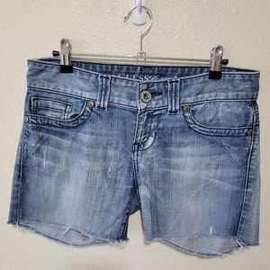 Guess Distressed Denim Shorts Size 28